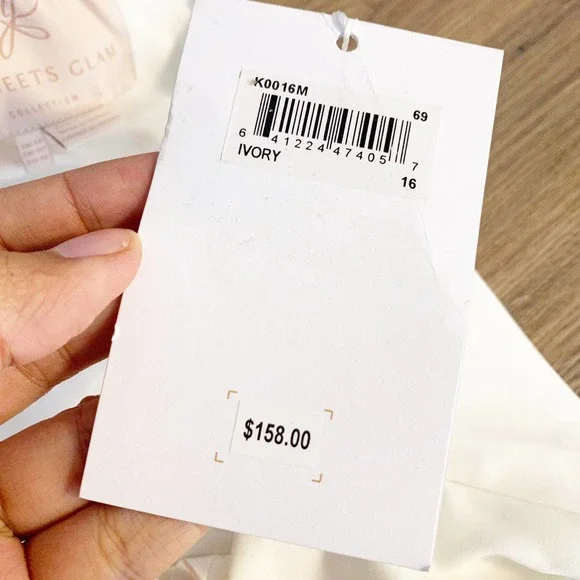 NWT Gal Meets Glam Yvonne Bow One Shoulder Dress - Picture 8 of 8